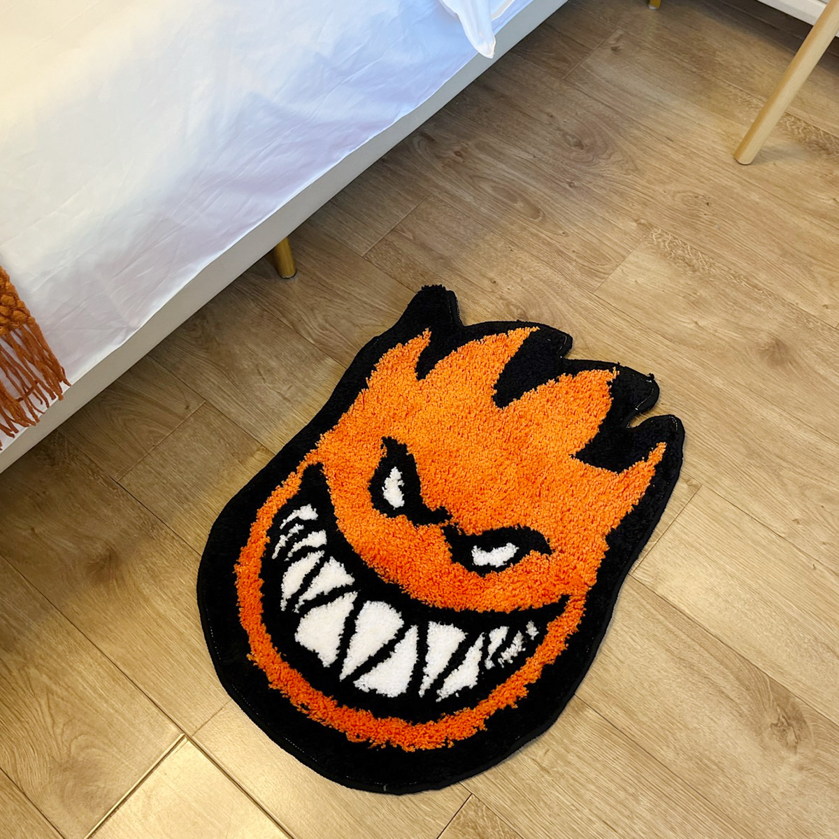 Spitfire Bighead Flame Tufted  - огляд і ціна Retro Gaming Rug