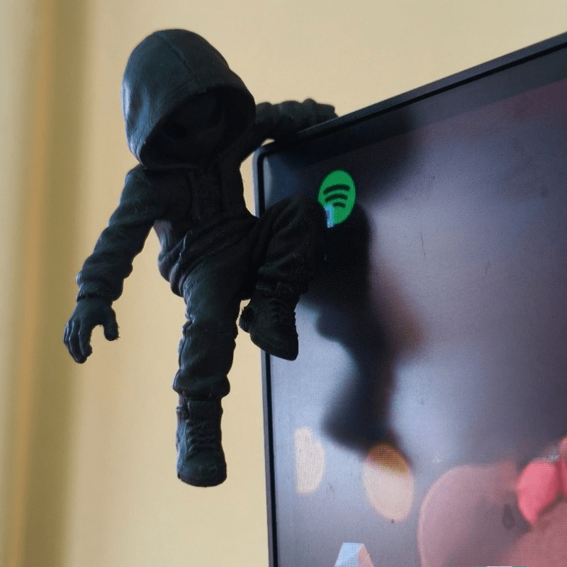 Climb Hoodie Alien Mini Statue - огляд і ціна Retro Gaming Gifts