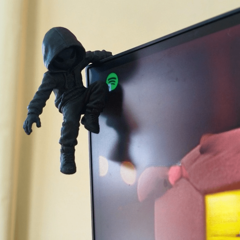 Climb Hoodie Alien Mini Statue - огляд і ціна Retro Gaming Gifts